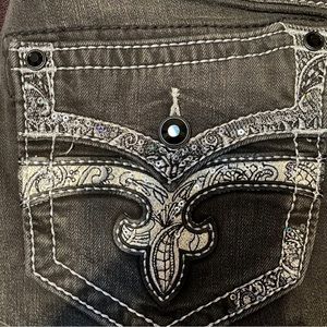 NWOT**SALE PENDING** Rock Revival Black Skinny Jeans Size 32, Smoke Free Home